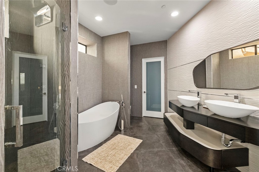 346 Y Place, Laguna Beach CA 92651 - photo 13