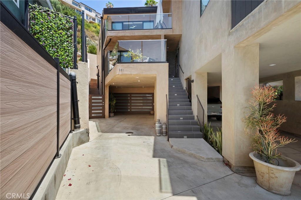 346 Y Place, Laguna Beach CA 92651 - photo 28