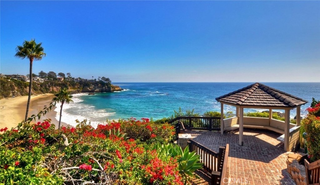 35 N N La Senda, Laguna Beach CA 92651 - photo 2