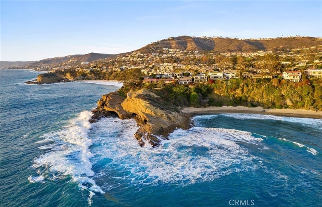 35 N N La Senda, Laguna Beach CA 92651 - photo 3