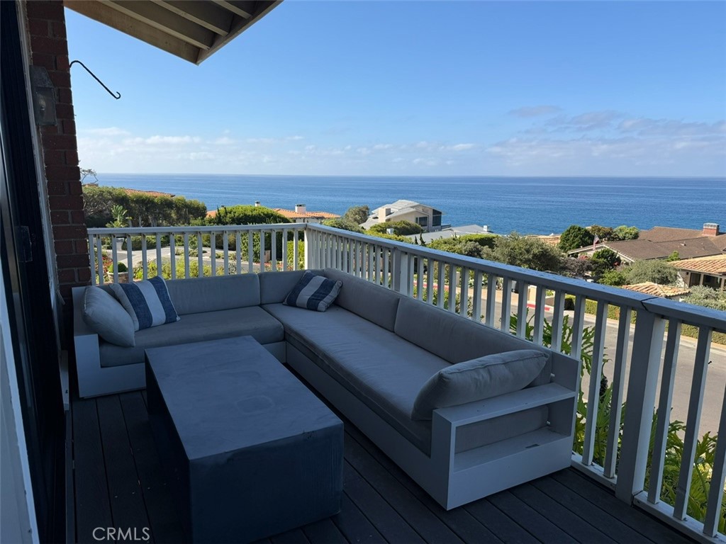 FRONT DECK - 35 N N La Senda, Laguna Beach CA 92651 - photo 5