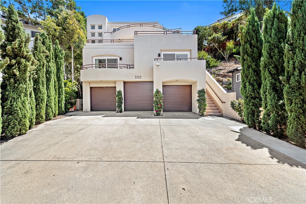 352 Y Place B, Laguna Beach CA 92651 - photo 1