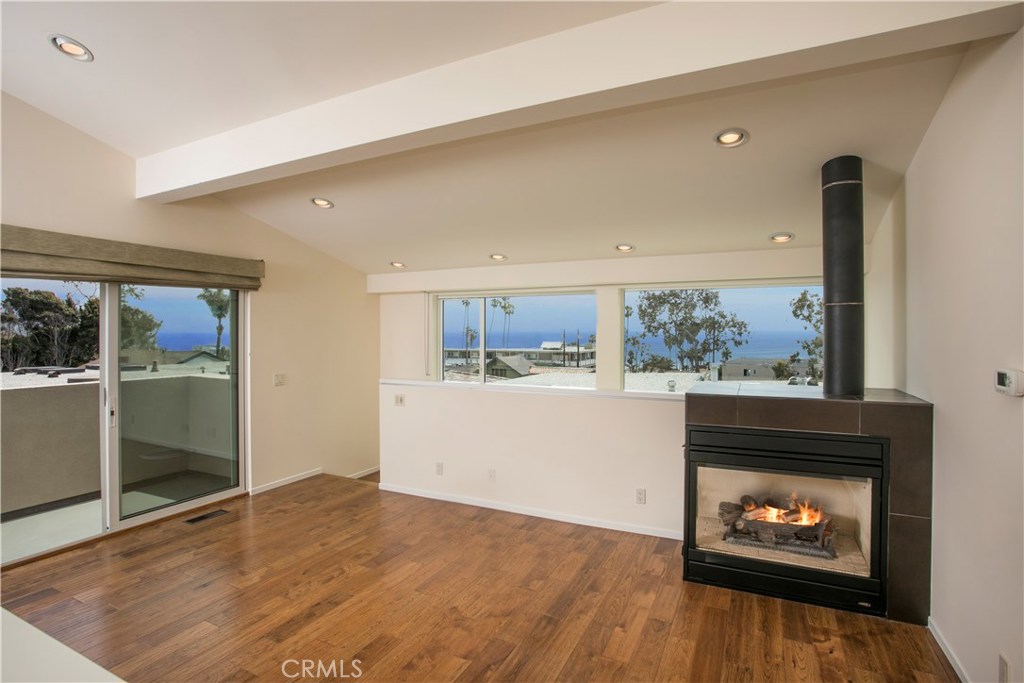 353 Cedar Way B, Laguna Beach CA 92651 - photo 1