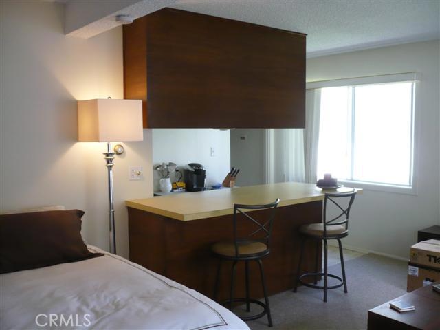 354 Cliff Drive, Laguna Beach CA 92651 - photo 1