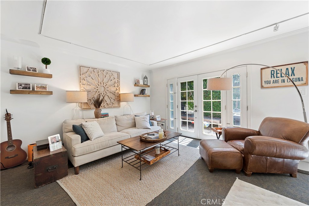 356 Y Place, Laguna Beach CA 92651 - photo 1