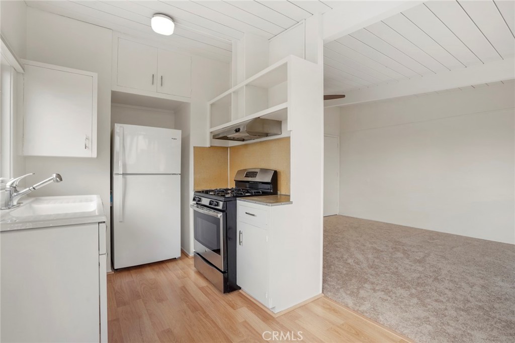 362 N Coast Hwy B, Laguna Beach CA 92651 - photo 8