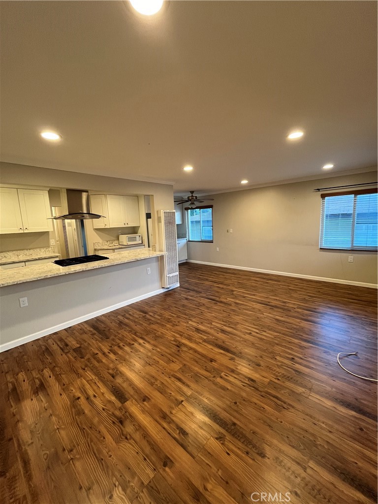 Unit A: Recently Renovated Laminate Floors - 366 Y Place, Laguna Beach CA 92651 - photo 2
