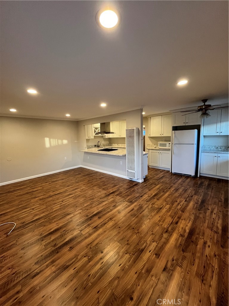 A: Refrigerator Included - 366 Y Place, Laguna Beach CA 92651 - photo 3