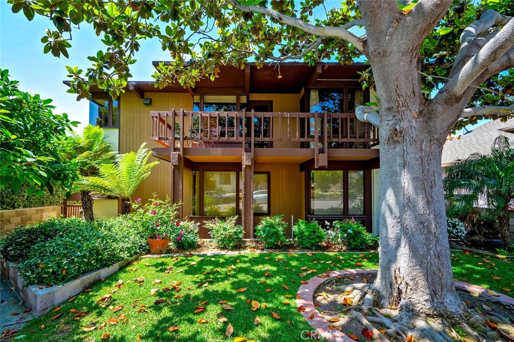 367 Magnolia Drive, Laguna Beach CA 92651 - photo 1