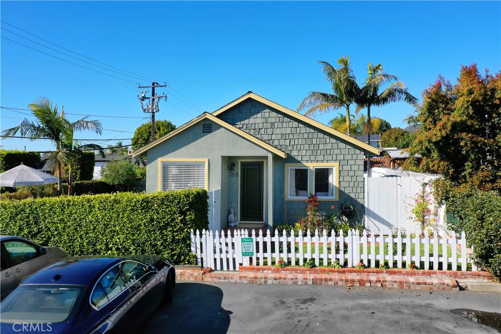 368 Oak Street A, Laguna Beach CA 92651 - photo 1