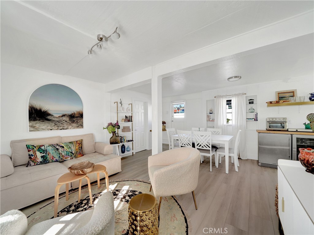 368 Oak Street C, Laguna Beach CA 92651 - photo 1