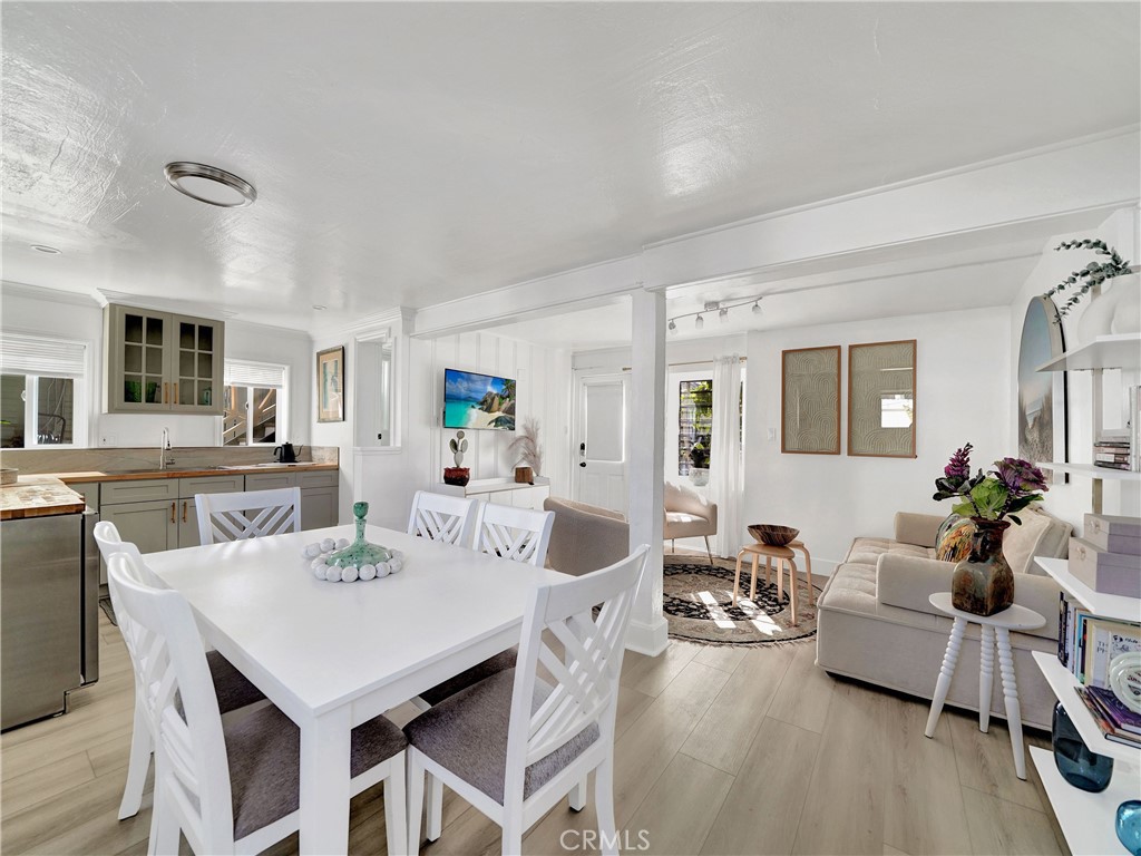368 Oak Street C, Laguna Beach CA 92651 - photo 1