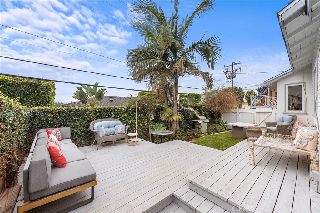 368 Oak Street, Laguna Beach CA 92651 - photo 17