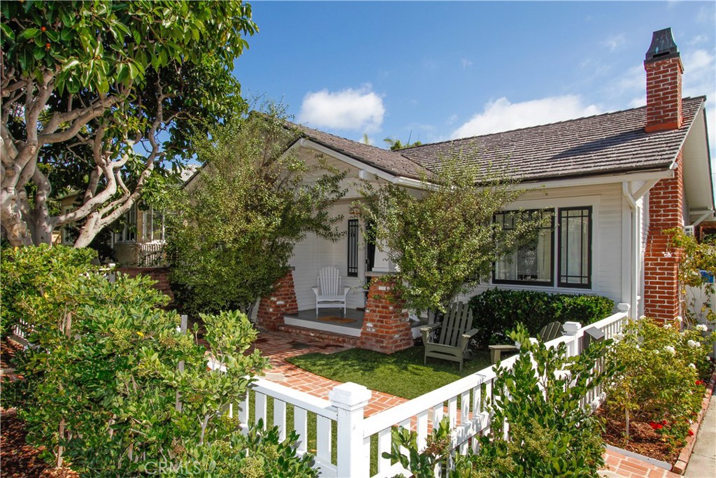369 Aster Street, Laguna Beach CA 92651 - photo 1