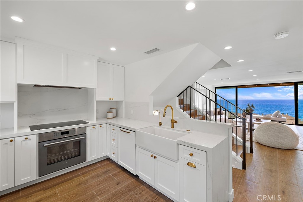 37 Blue Lagoon, Laguna Beach CA 92651 - photo 3