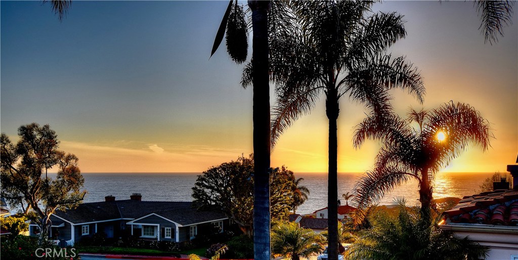 37 S La Senda Drive, Laguna Beach CA 92651 - photo 1