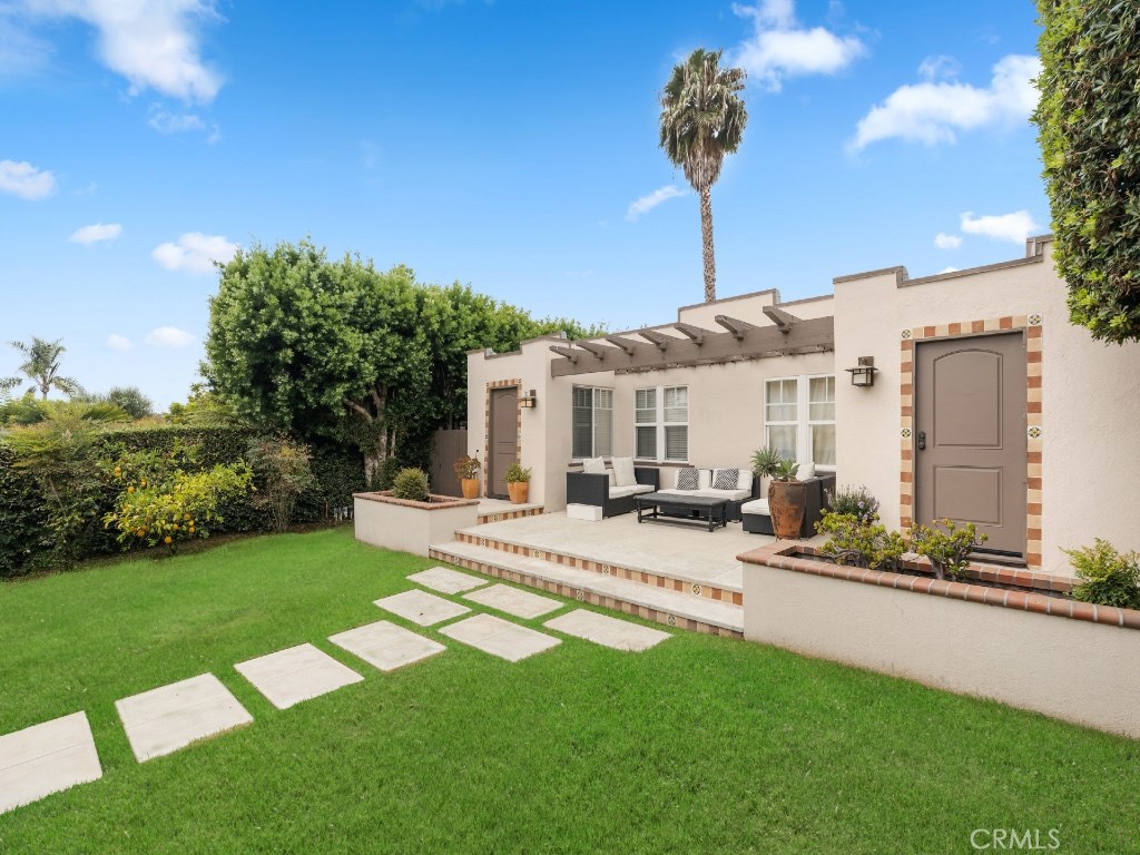 370 Jasmine Street, Laguna Beach CA 92651 - photo 1