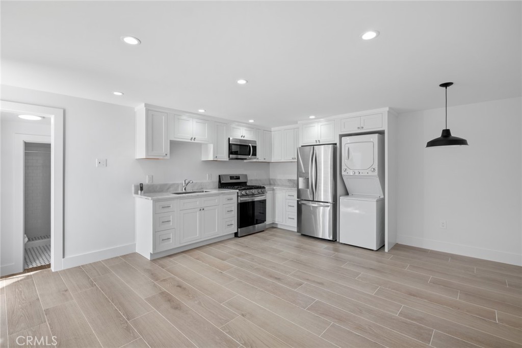 372 1/2 Jasmine Street, Laguna Beach CA 92651 - photo 1
