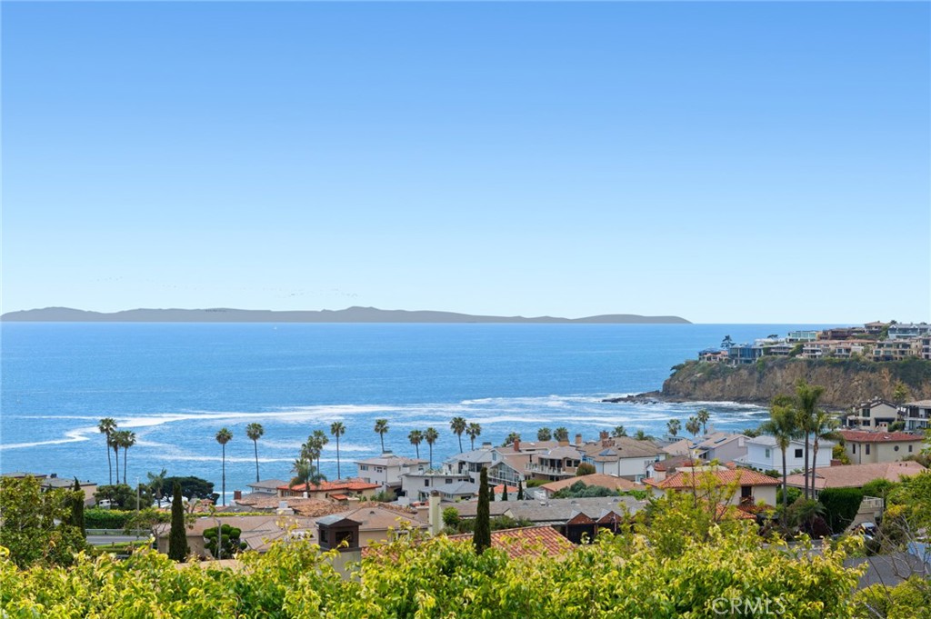 374 Ledroit Street, Laguna Beach CA 92651 - photo 3