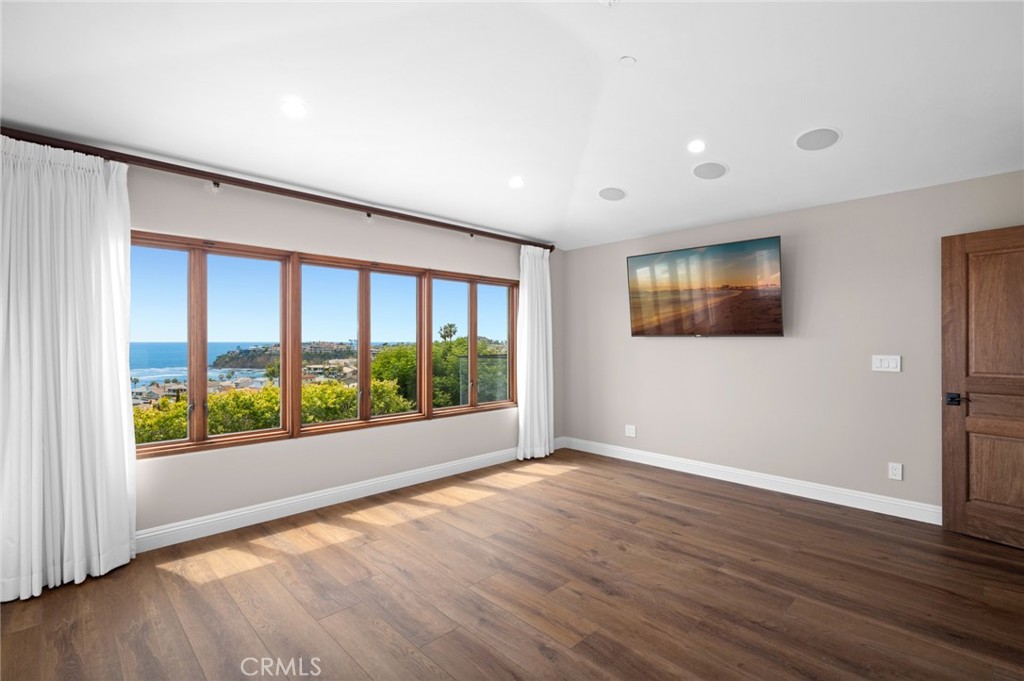 374 Ledroit Street, Laguna Beach CA 92651 - photo 9