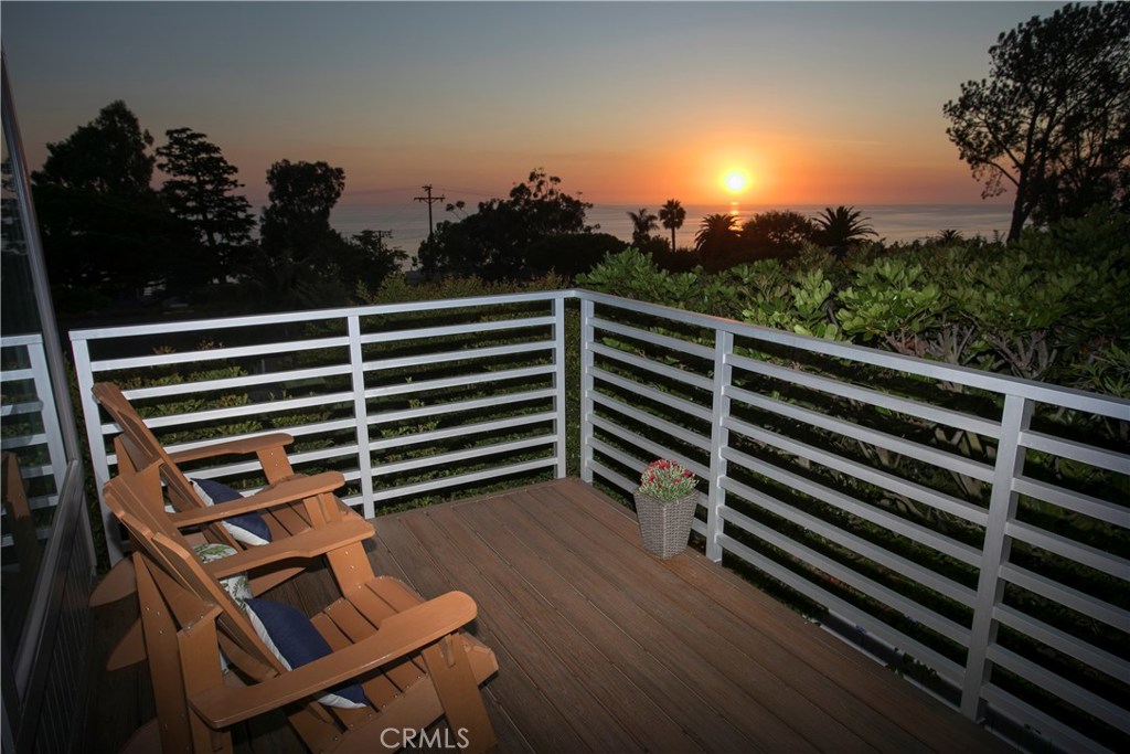 374 Radcliffe Court, Laguna Beach CA 92651 - photo 1