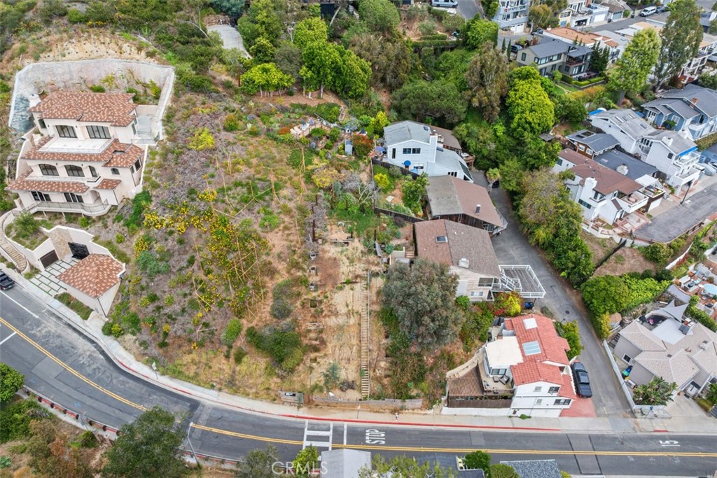 Build your own custom home in an already established neighborhood. Views, plans and an active permit. Please note, this - 375 Nyes Place, Laguna Beach CA 92651 - photo 3