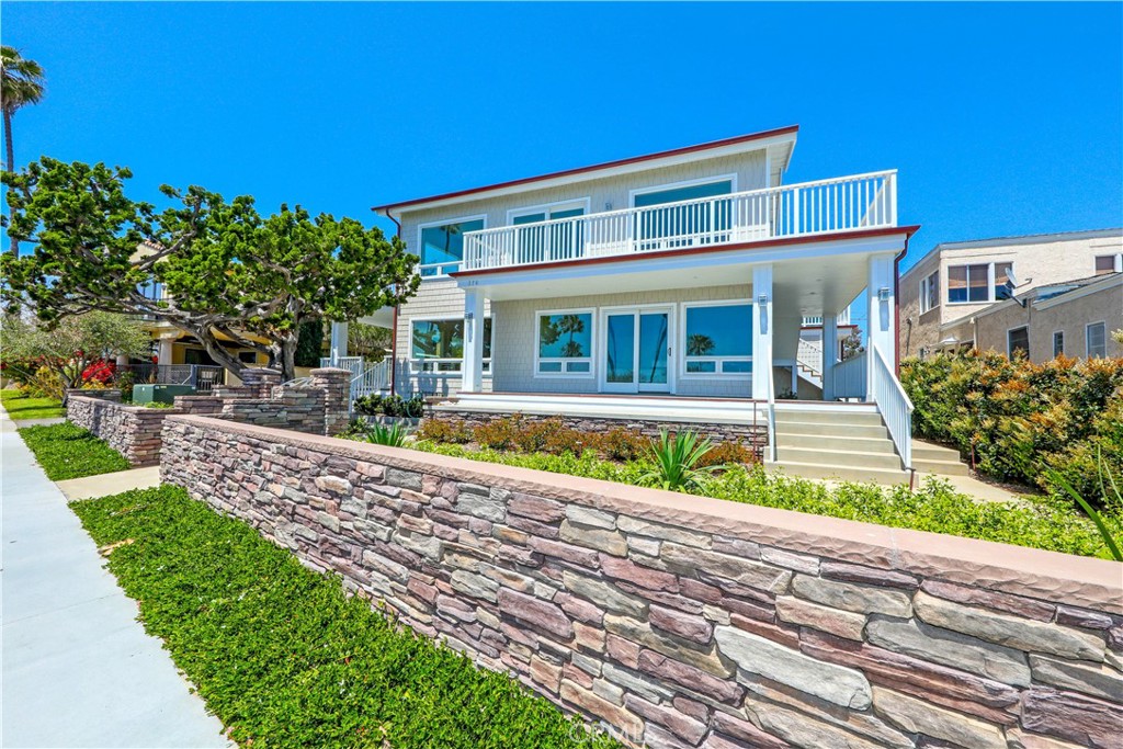 376 Cliff Drive B, Laguna Beach CA 92651 - photo 1