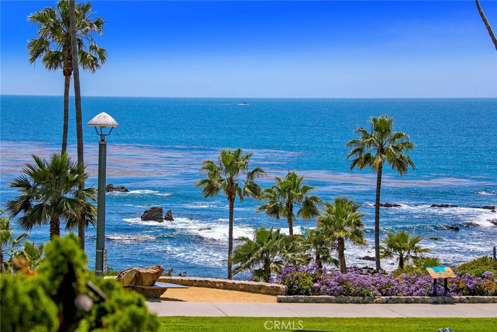 376 Cliff Drive E, Laguna Beach CA 92651 - photo 1