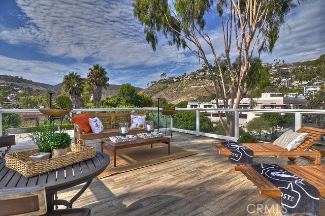 377 Mermaid Street 4, Laguna Beach CA 92651 - photo 1