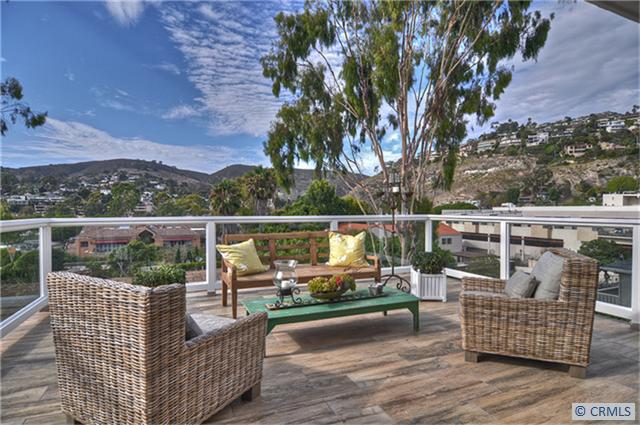 377 Mermaid Street, Laguna Beach CA 92651 - photo 1