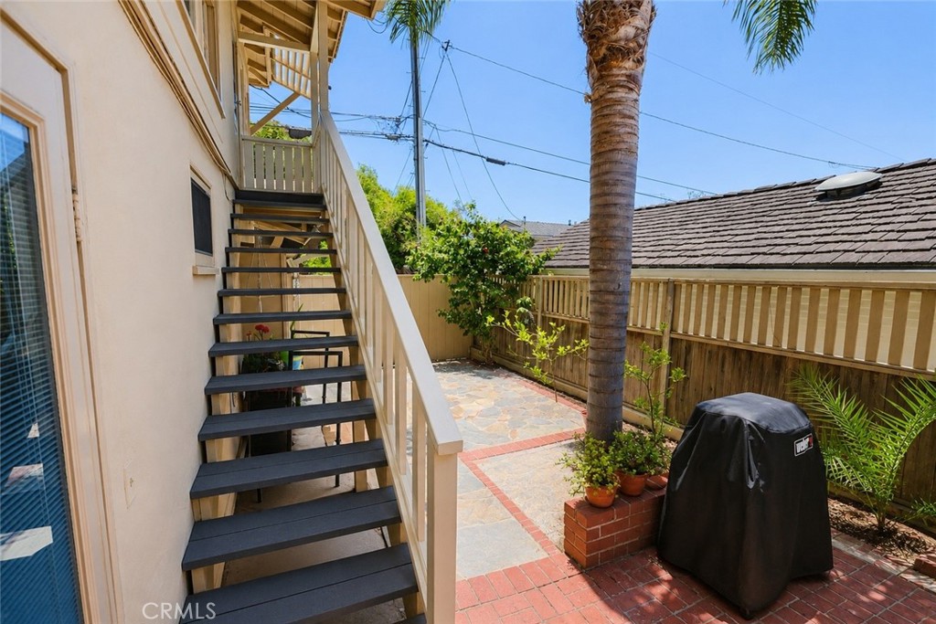 379 Aster, Laguna Beach CA 92651 - photo 18