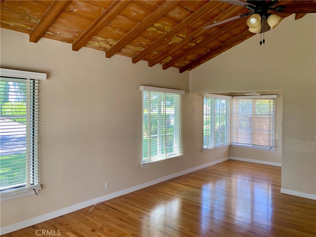 387 living - 379 Aster, Laguna Beach CA 92651 - photo 26