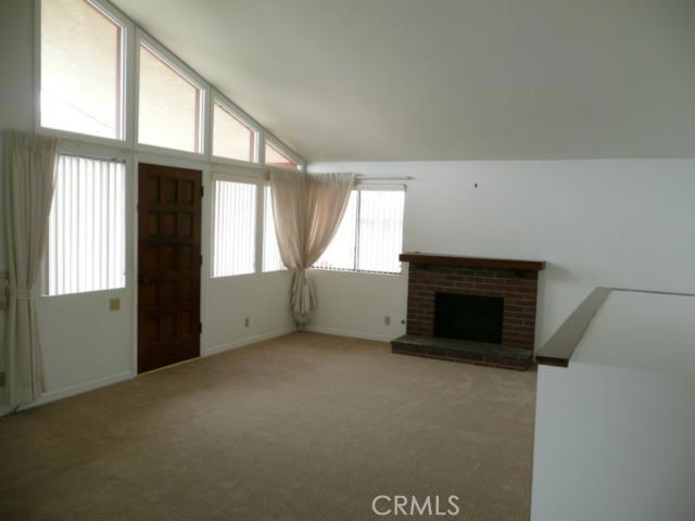 379 Hawthorne, Laguna Beach CA 92651 - photo 1