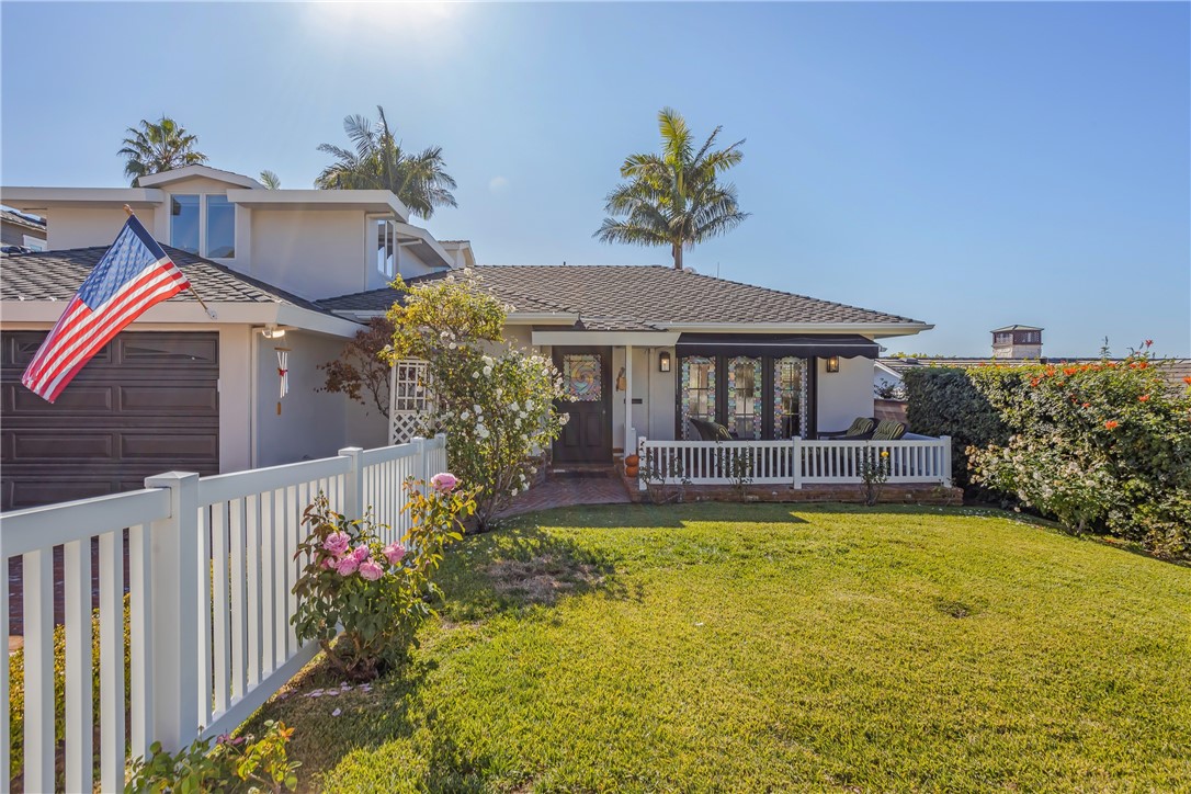 38 S Portola, Laguna Beach CA 92651 - photo 1