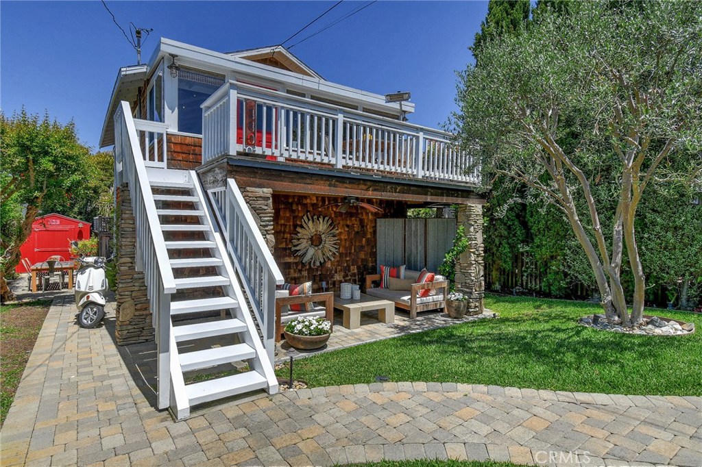 380 Agate Street, Laguna Beach CA 92651 - photo 1