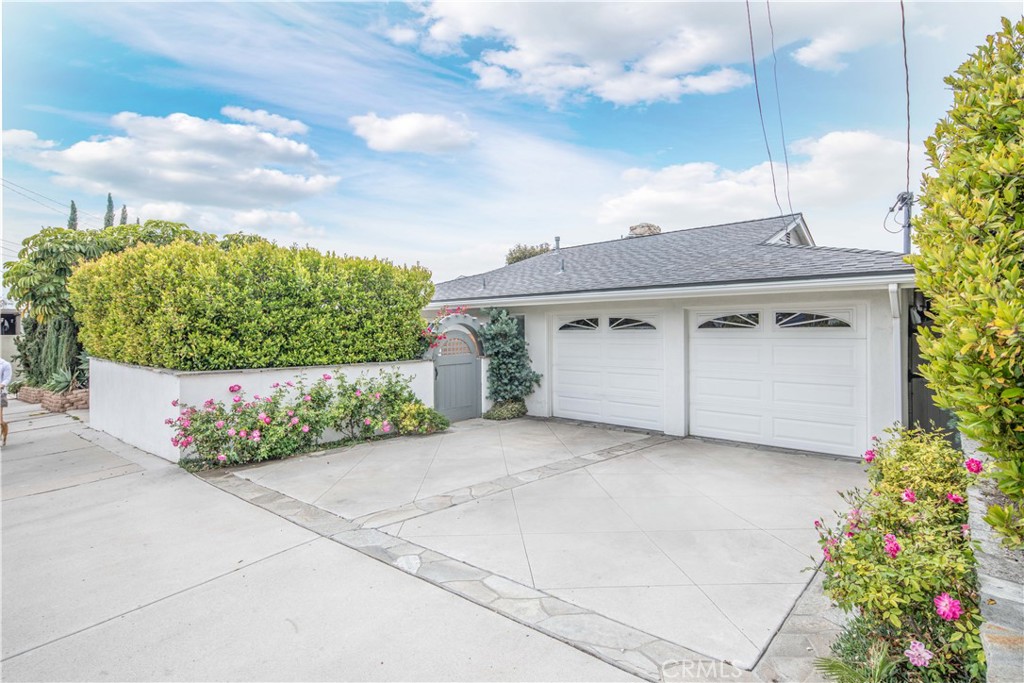 380 Thalia Street, Laguna Beach CA 92651 - photo 1