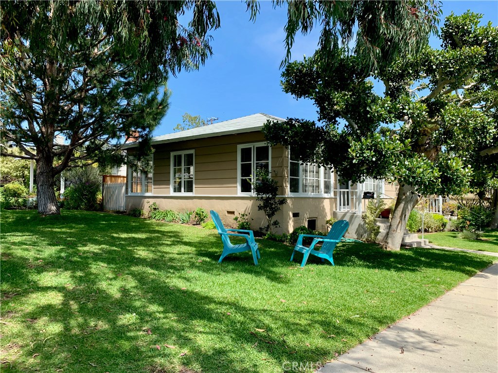 387 Aster Street, Laguna Beach CA 92651 - photo 1
