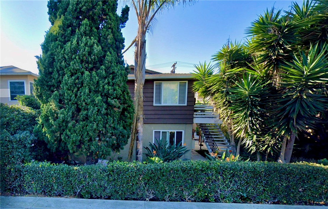 Welcome home to 387 Cypress in North Laguna Beach! - 387 Cypress 5, Laguna Beach CA 92651 - photo 1