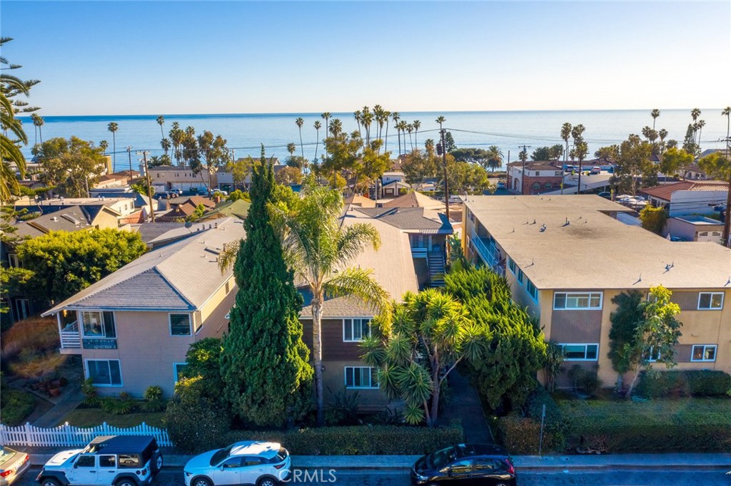 387 Cypress Drive 3, Laguna Beach CA 92651 - photo 1