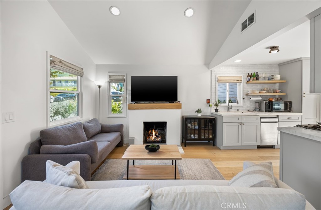 389 Park, Laguna Beach CA 92651 - photo 8