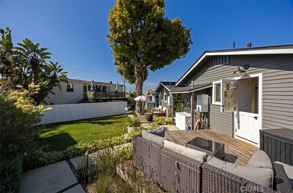 389 Park, Laguna Beach CA 92651 - photo 23