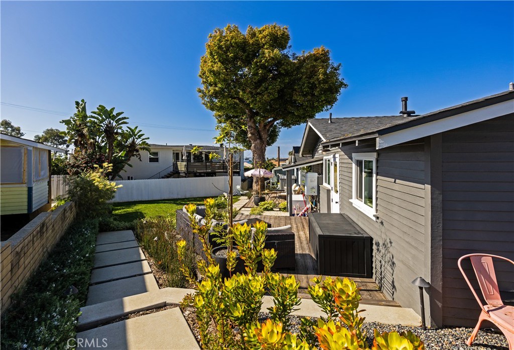 389 Park, Laguna Beach CA 92651 - photo 17