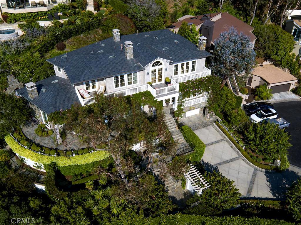 39 N Stonington Road, Laguna Beach CA 92651 - photo 1