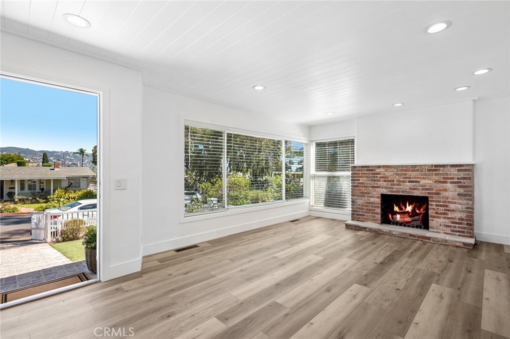 394 Aster Street, Laguna Beach CA 92651 - photo 3