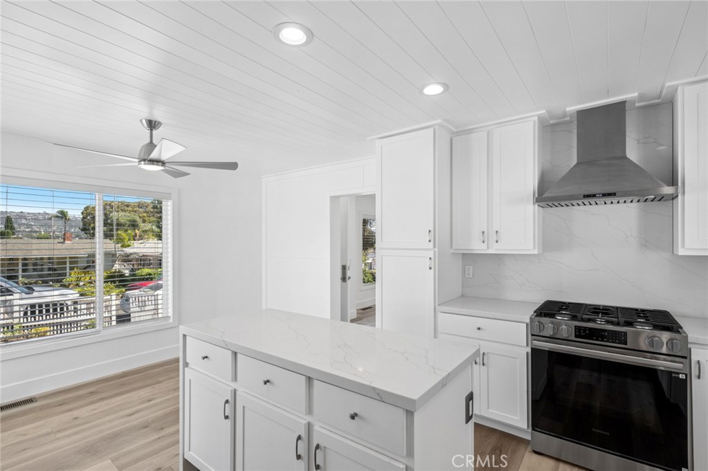 394 Aster Street, Laguna Beach CA 92651 - photo 4