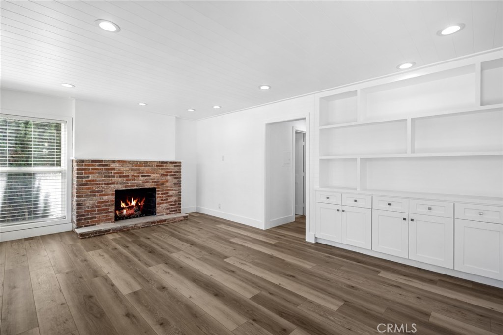 394 Aster Street, Laguna Beach CA 92651 - photo 9