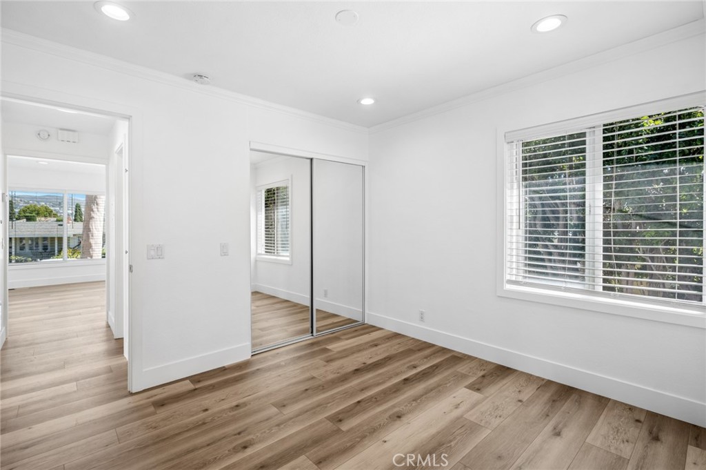 394 Aster Street, Laguna Beach CA 92651 - photo 15