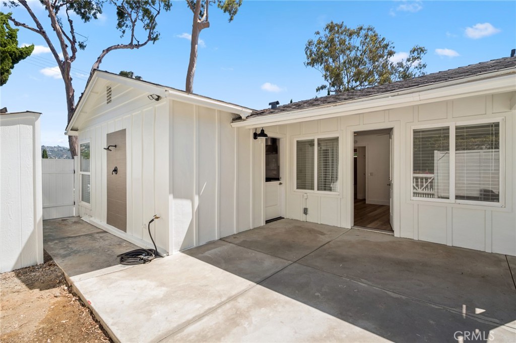 394 Aster Street, Laguna Beach CA 92651 - photo 16