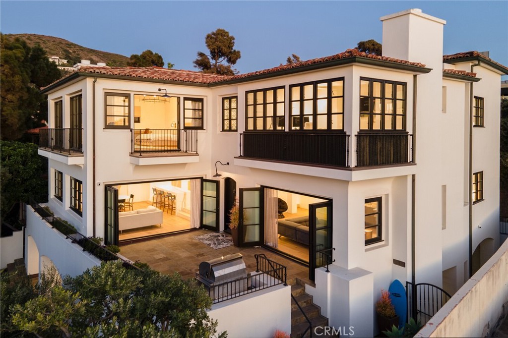 4 EMERALD BAY, Laguna Beach CA 92651 - photo 1