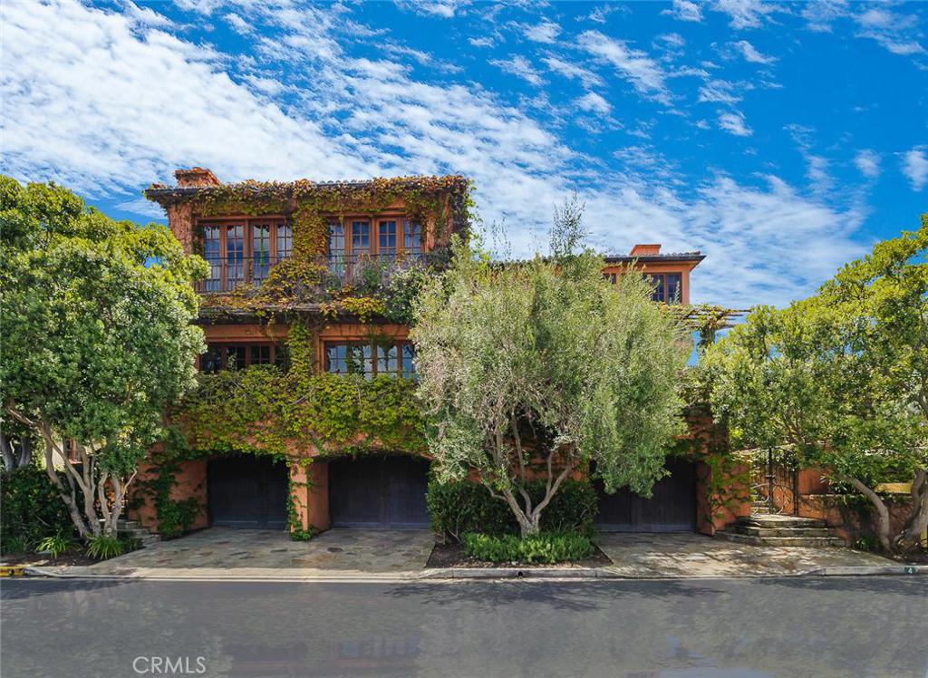 4 Emerald Bay, Laguna Beach CA 92651 - photo 1